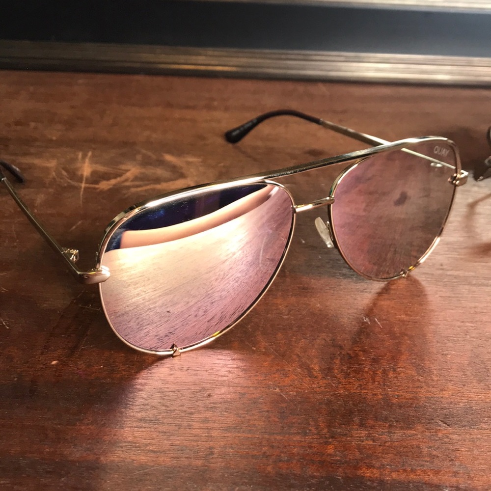 DESI X QUAY | High Key OGs - Gold Desi Perkins